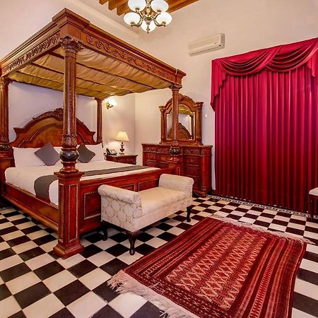 Hotel Senorial เกเรตาโร ภายนอก รูปภาพ
