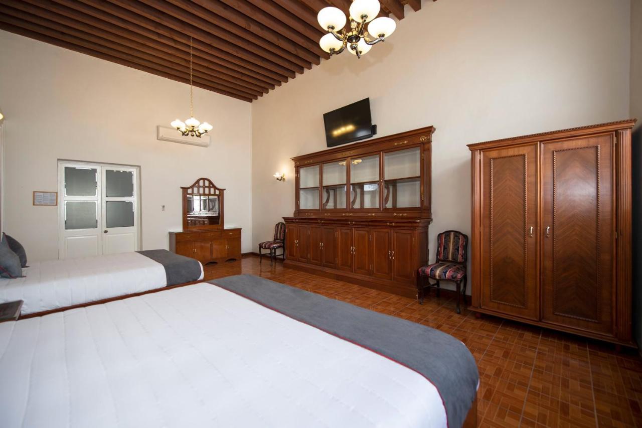 Hotel Senorial เกเรตาโร ภายนอก รูปภาพ