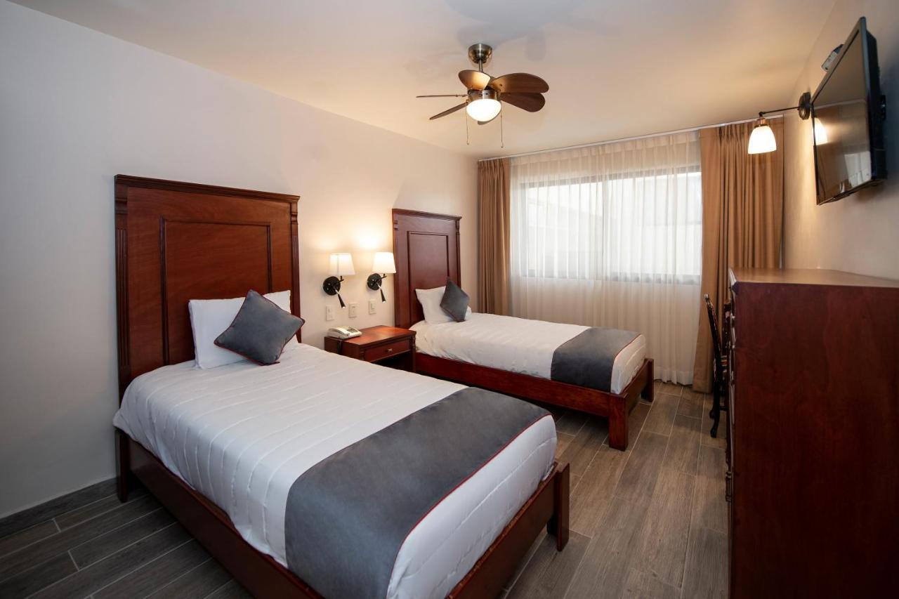 Hotel Senorial เกเรตาโร ภายนอก รูปภาพ