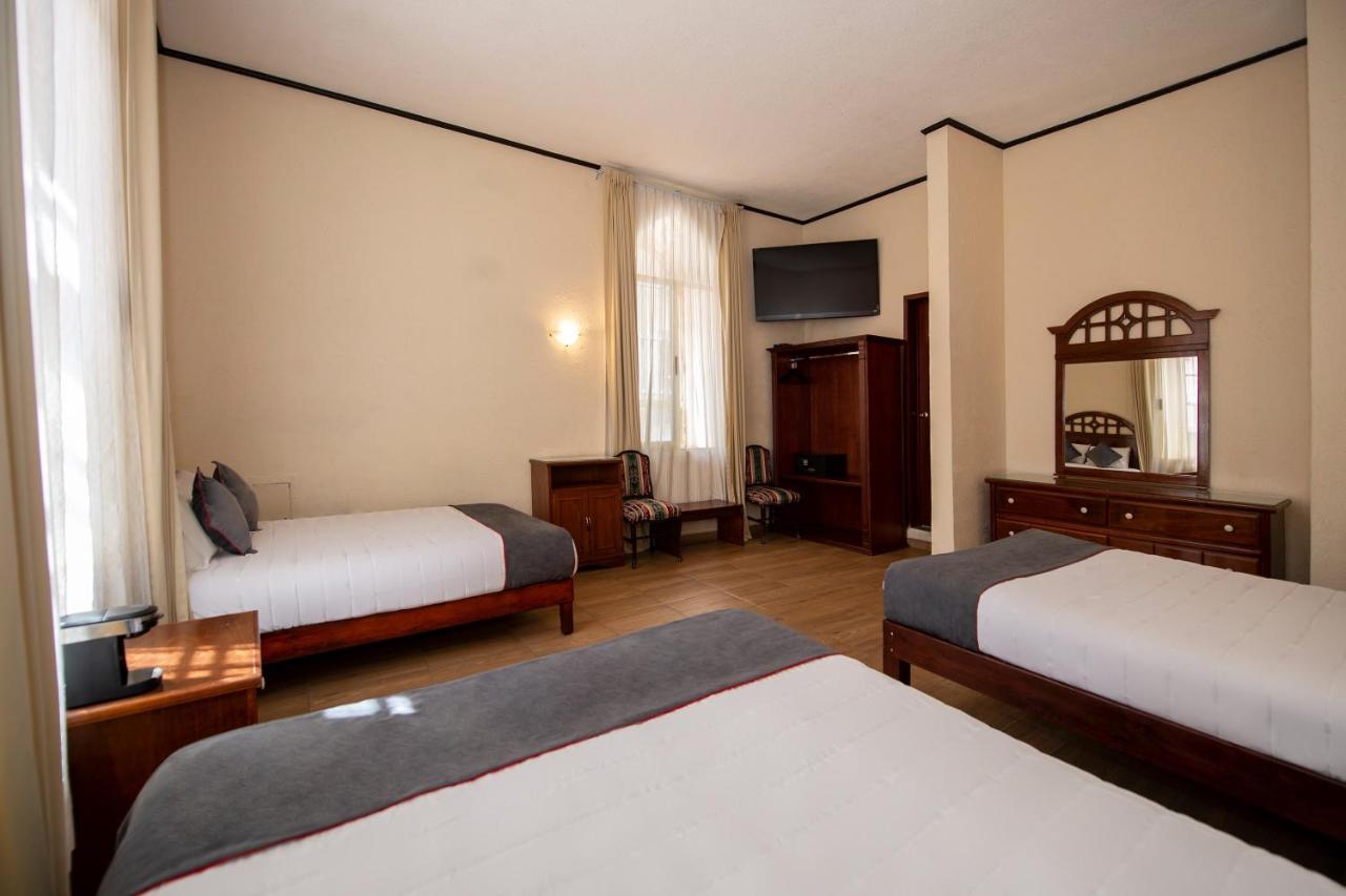 Hotel Senorial เกเรตาโร ภายนอก รูปภาพ